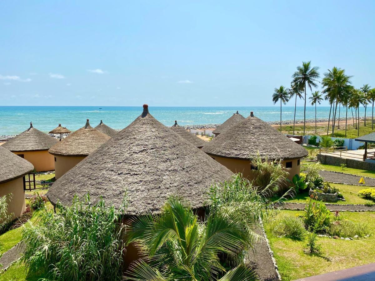 Lemon Beach Resort Elmina Exterior photo