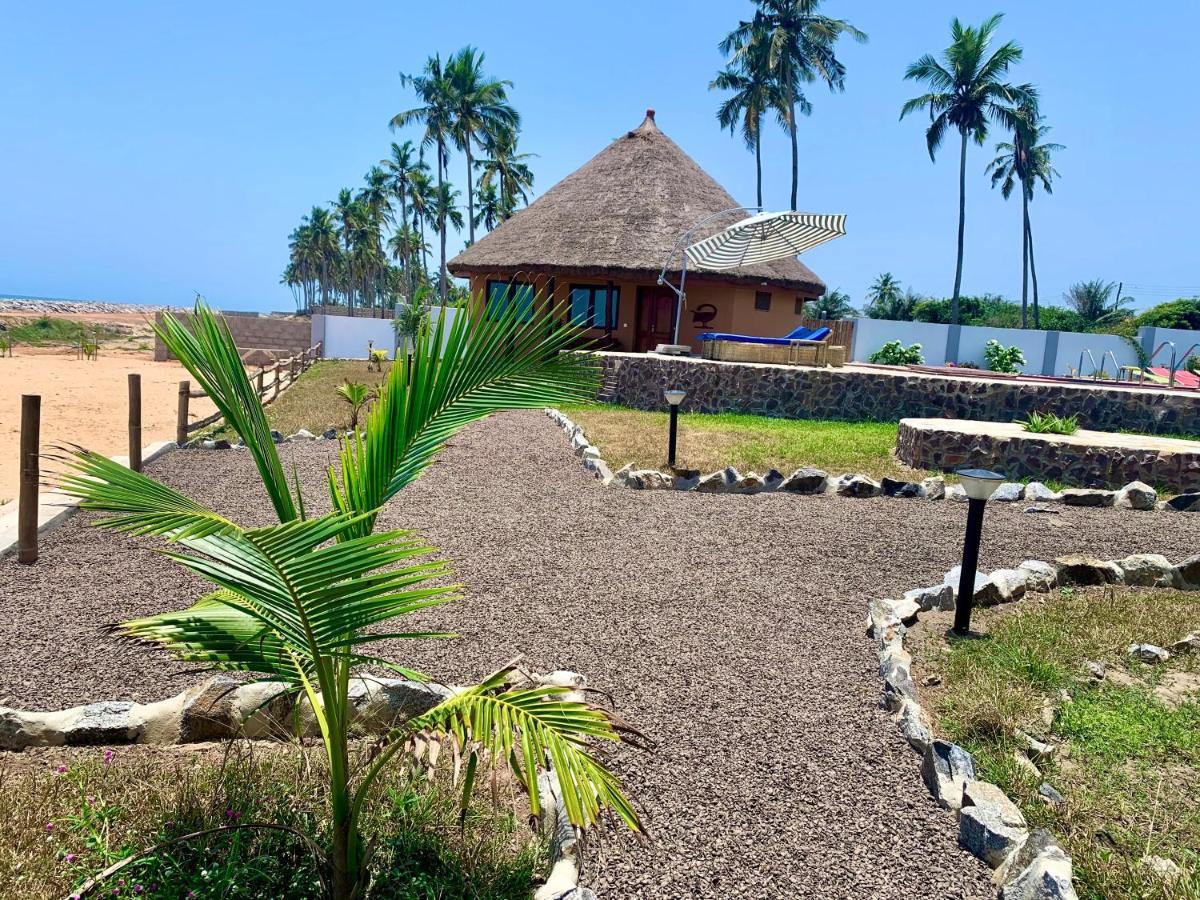 Lemon Beach Resort Elmina Exterior photo